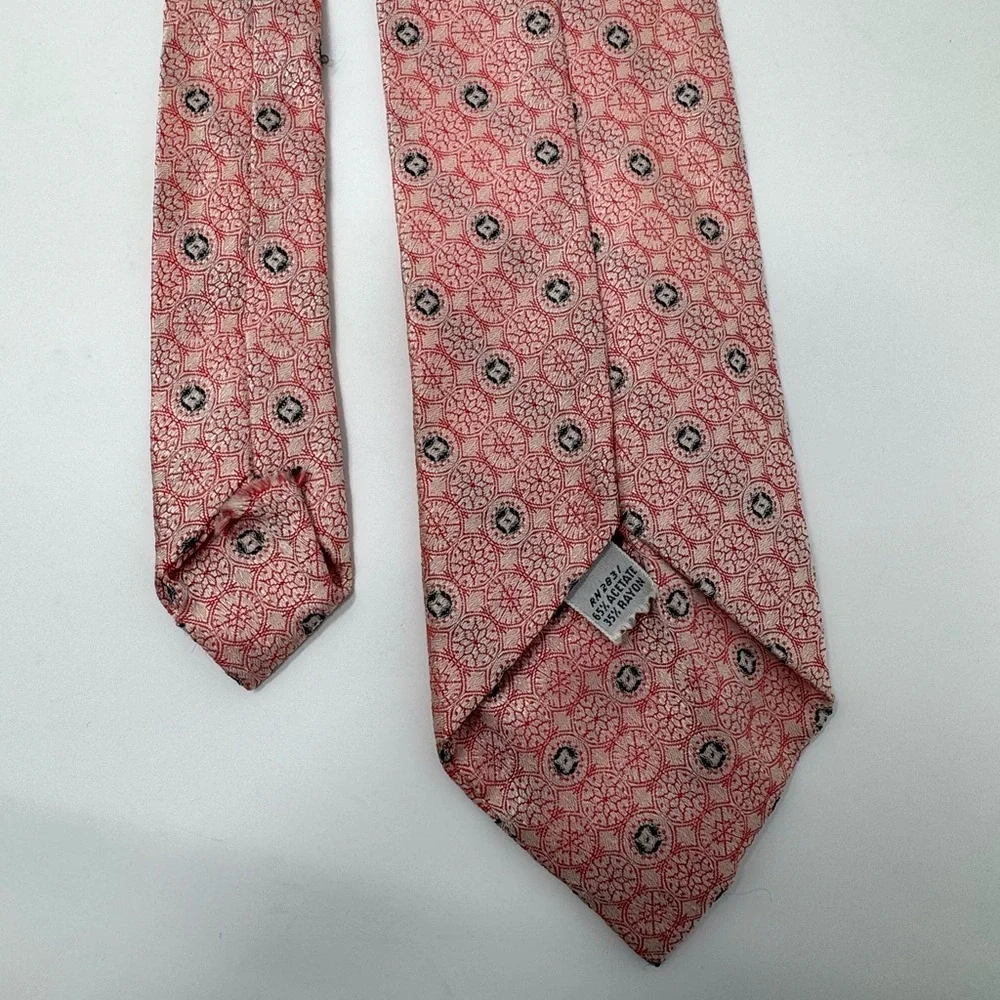 Vintage gently used
